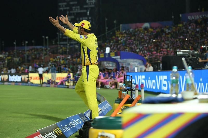 In a rare sight, MS Dhoni lost his cool towards the end of the match (picture courtesy: BCCI/iplt20.com)