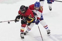 Top women's players vow to shape pro hockey in N America