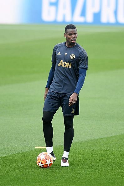 Manchester United Training Session and Press Conference