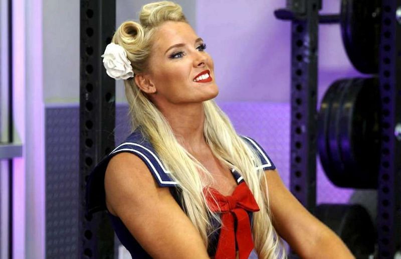 Lacey Evans got trolled by all the nasties.