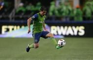 30-year old Uruguayan playmaker Nicolas Lodeiro