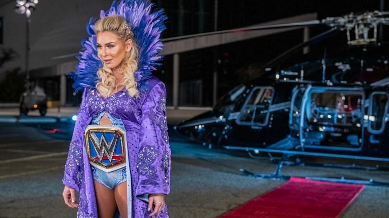 Flair&#039;s entrance to the stadium via helicopter made her jet-flying father proud.