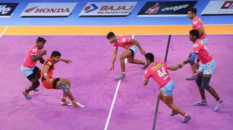 Jaipur Pink Panthers (Image Credits: prokabaddi.com)