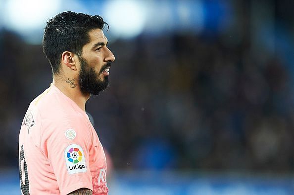 Deportivo Alaves v FC Barcelona - La Liga