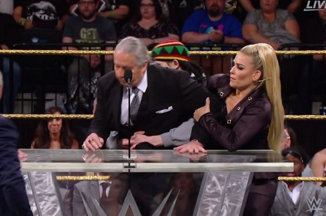 Bret Hart&#039; got attacked at the WWE Hall of Fame ceremony