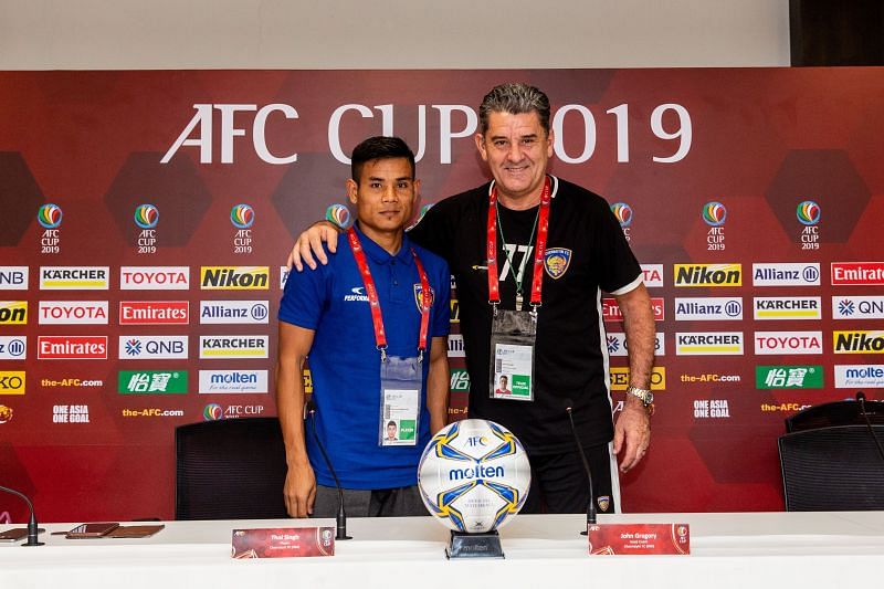 Chennaiyin coach John Gregory with midfielder Thoi Singh ahead of their AFC Cup match against Minerva Punjab