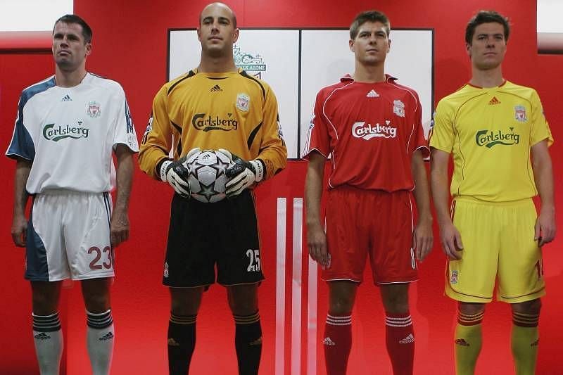 (From l-r): Jamie Carragher, Pepe Reina, Steven Gerrard, and Xabi Alonso launching Liverpool&#039;s jerseys during Carlsberg&#039;s time as the club&#039;s jersey sponsor