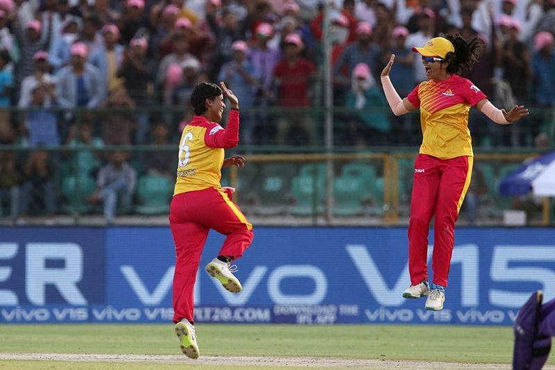Deepti Sharma took 3 wickets in her last over and ended in the losing side (Image Courtesy: IPLT20/BCCI)