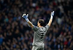 5 footballers who retired this season