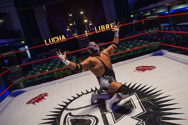 Silver King seemingly collapsed mid-match in London