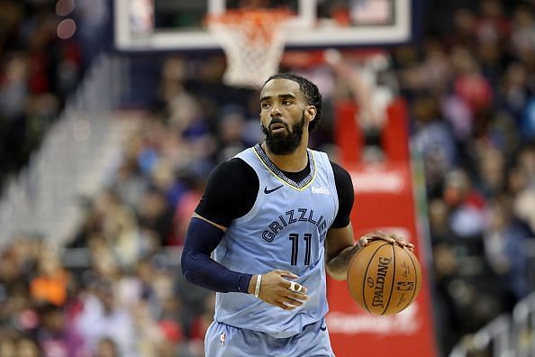 Memphis guard Mike Conley's career night sends Suns to fourth