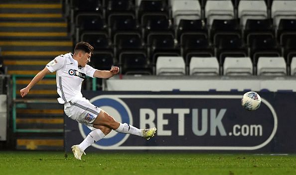 Swansea&#039;s Daniel James is set to become United&#039;s first signing of the summer, per reports in the British media.