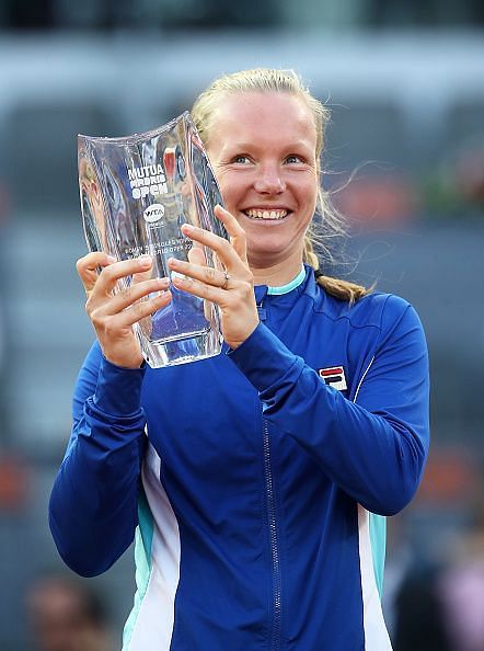 Kiki Bertens with her Madrid Open trophy