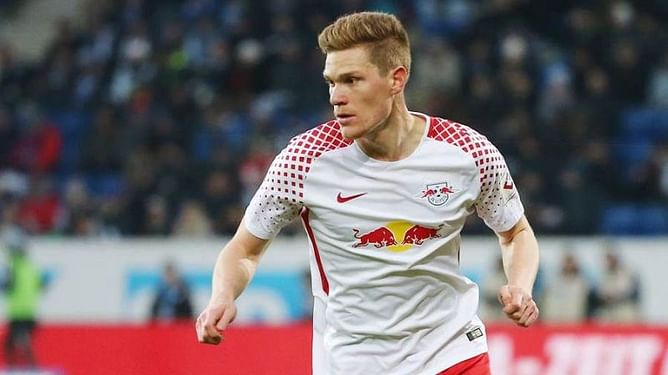 Unai Emery should target the Andrew Robertson of Bundesliga: Marcel Halstenberg