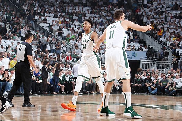 Toronto Raptors played the Milwaukee Bucks in a thrilling game