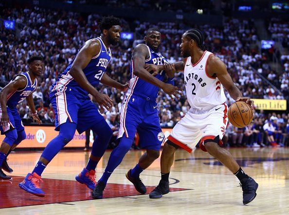 Joel Embiid & James Ennis double-teaming Kawhi Leonard