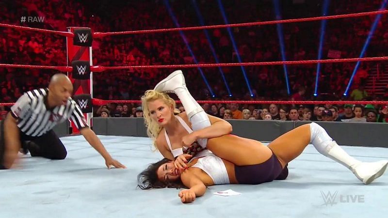 Lacey Evans had a terrible night on Raw
