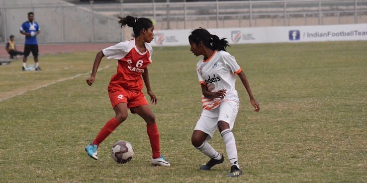 Action from the Panjim Footballers vs Rising Student Club match in the Indian Women&#039;s League