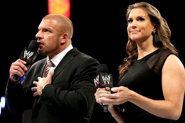 The Authority is having problems with Big Show