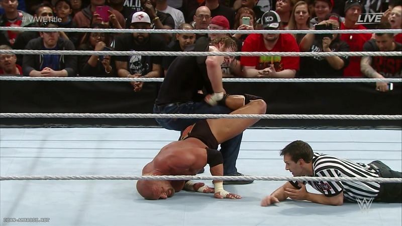 Ambrose paying homage to Bret Hart at Roadblock