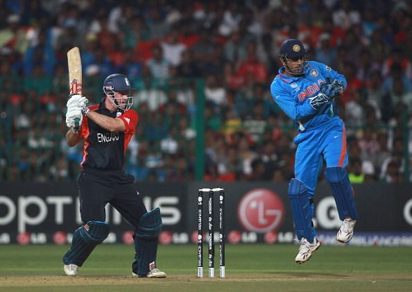 Captain&acirc;€™s innings by Andrew Strauss eclipsed Tendulkar&acirc;€™s splendid hundred