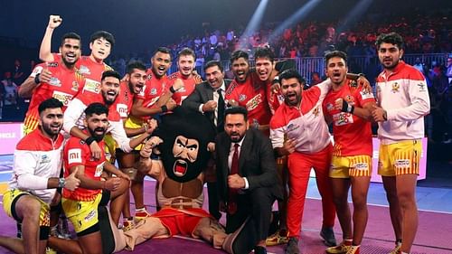 2 VIVO Pro Kabaddi finals, 0 trophies. Will the 'Fortune' finally work in favor of Gujarat?