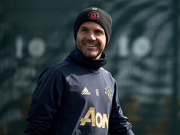 Manchester United have submitted a final offer to Juan Mata