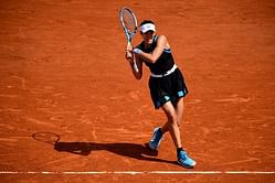 French Open 2019: Muguruza cruises past Larsson to book third-round clash with Svitolina