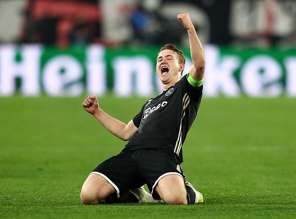 Barcelona set €55m asking price for midfield maestro, United ready to hijack Matthijs de Ligt deal and more Manchester United Transfer News: May 22, 2019