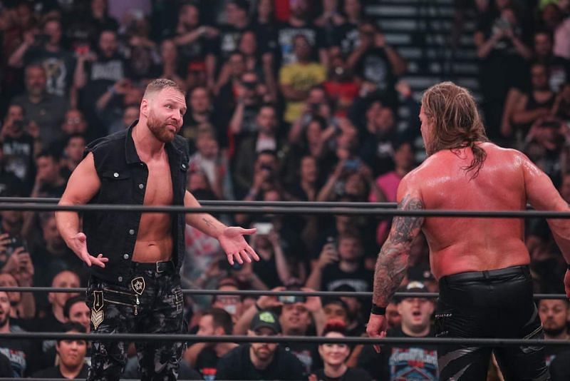 Jon Moxley, the former Dean Ambrose made his AEW debut at Double or Nothing, at the expense of Chris Jericho.