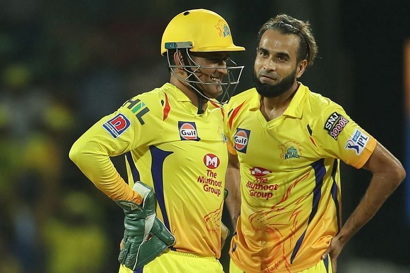 MS Dhoni and Imran Tahir (picture courtesy: BCCI/iplt20.com)