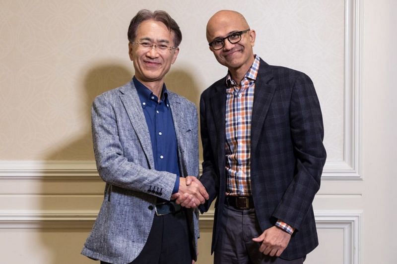 Kenichiro Yoshida, President and CEO, Sony Corporation (left), and Satya Nadella, CEO, Microsoft (photo courtesy of Microsoft)