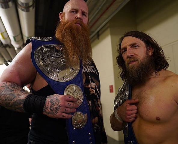 Daniel Bryan and Rowan are your new Smackdown Tag team Champions