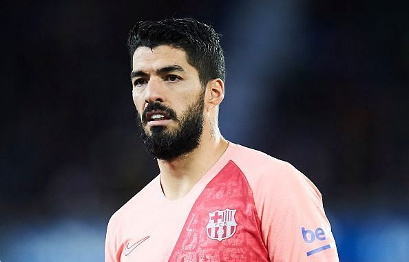 Deportivo Alaves v FC Barcelona - La Liga