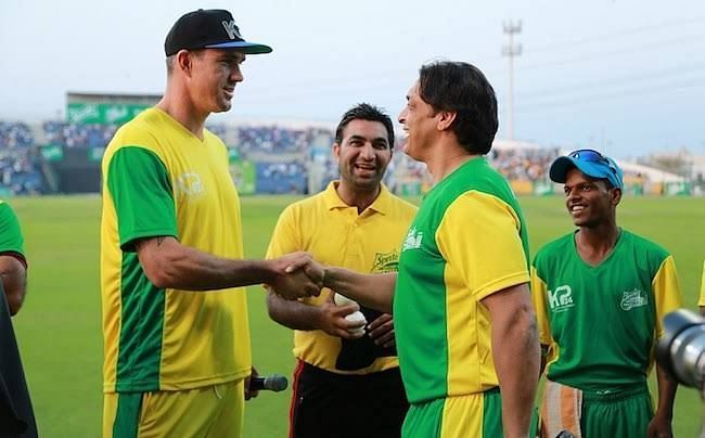 Kevin Pietersen and Shoaib Akhtar
