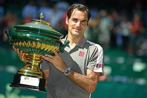 NOVENTI OPEN 2019 - Roger Federer with his 10th title at Halle