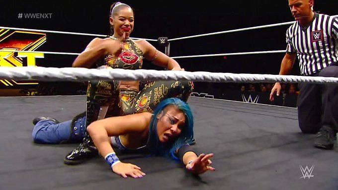 Bianca Belair looked to dominate Mia Yim and get back into the title hunt