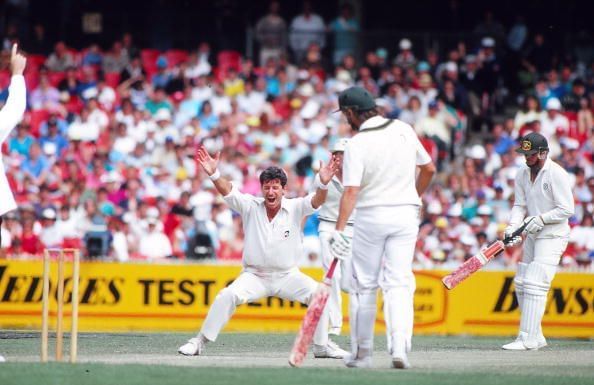 Australia won the first World Cup match between the Trans-Tasman rivals