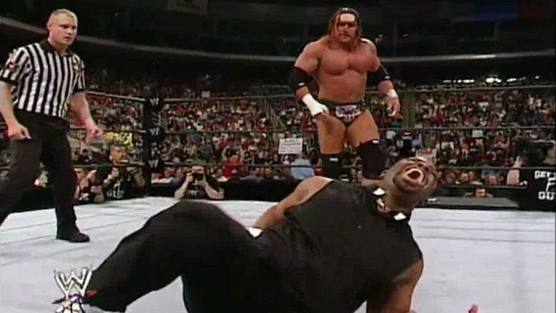 Triple H vs D-Von Dudley
