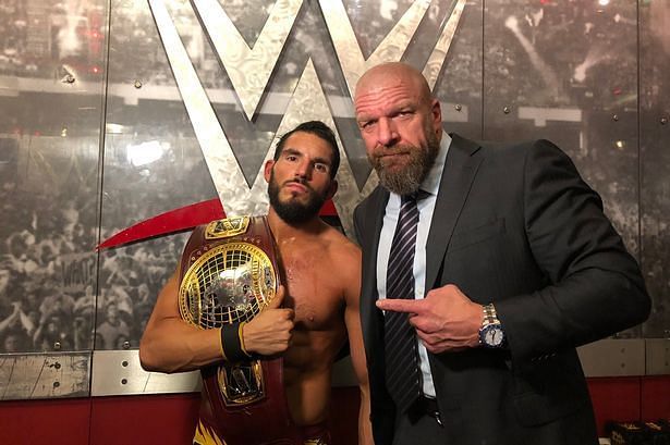Opinion : Triple H should call-up Johnny Gargano on SmackDown Live as Randy Orton's next opponent