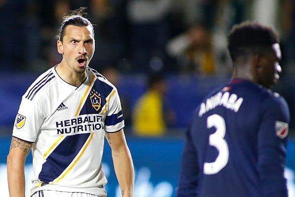 Zlatan Ibrahimovic scores sensational bicycle kick goal for LA Galaxy