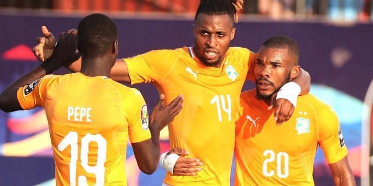 Jonathan Kodjia of Ivory Coast celebrates with teammates during the 2019 Africa Cup of Nations. Photo: EPA/GAVIN BARKER