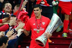 Former Valencia star believes Reyes does not deserve a tribute like a hero