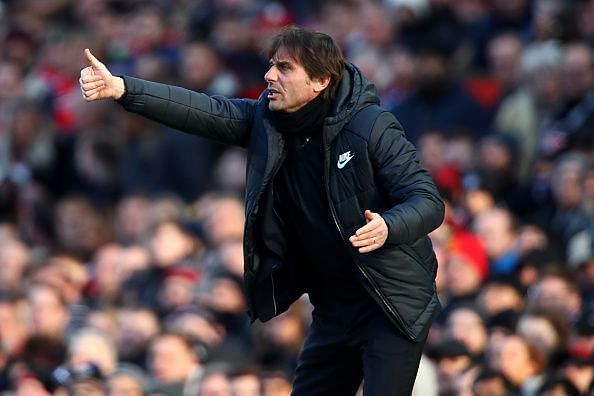 Antonio Conte instructing his players against Man Utd at Old Trafford Chelsea&#039;s new acquisition C.Pulisic representing his country the USA in Copa America 2019
