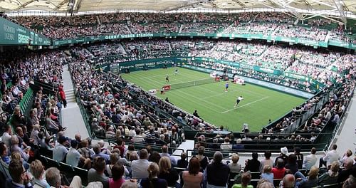 Halle Open Court view