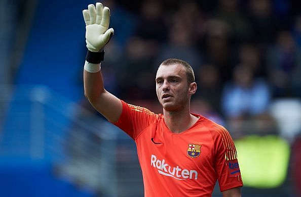 Cillessen will make his way to the Estadio Mestalla after 3 seasons in the Nou Camp