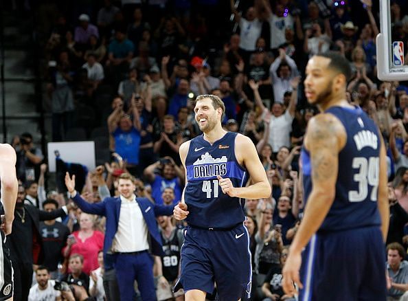 Dallas Mavericks v San Antonio Spurs