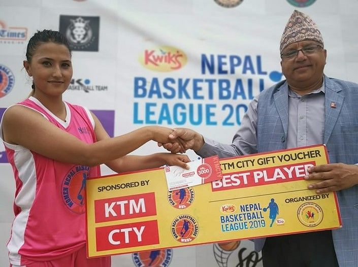 Sadina Shrestha (L) of Samriddhi Gorillas was adjudged player of the match