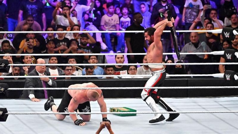Lesnar tried to cash-in but was neutralised by a Steel-chair wielding Seth Rollins