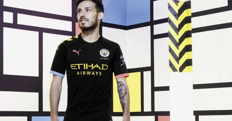 David Silva donning Man City&#039;s away jersey